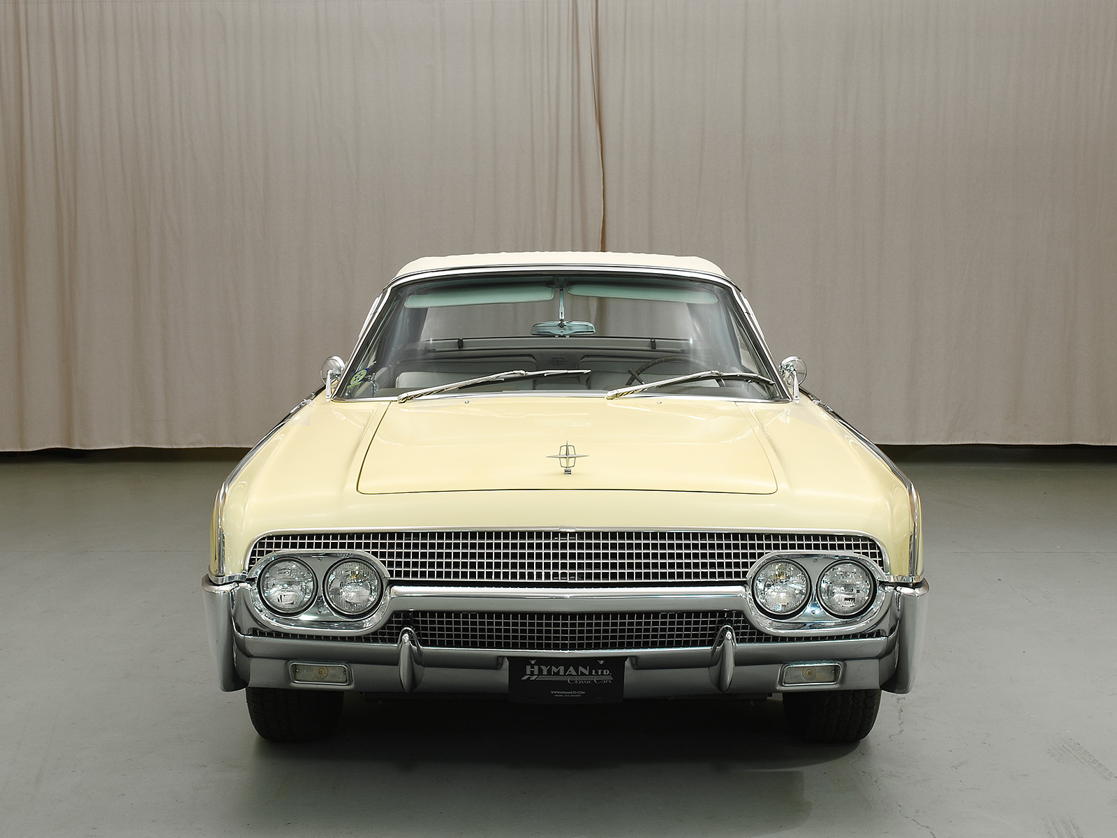 1963 Lincoln Continental Base Value | Hagerty Valuation Tools®